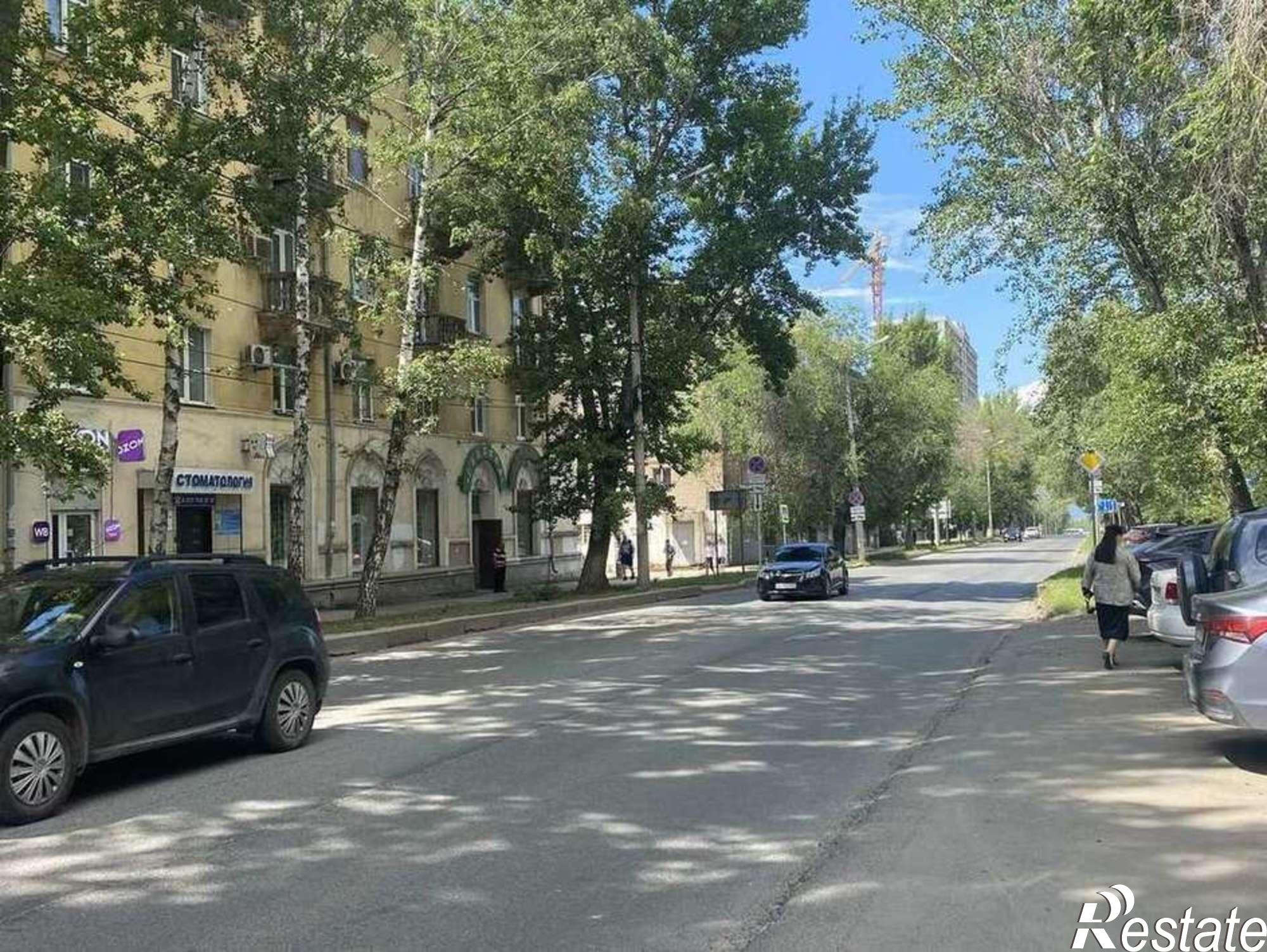 Сдать торговое помещение за 60 000 рублей на Советской Армии улица, 206