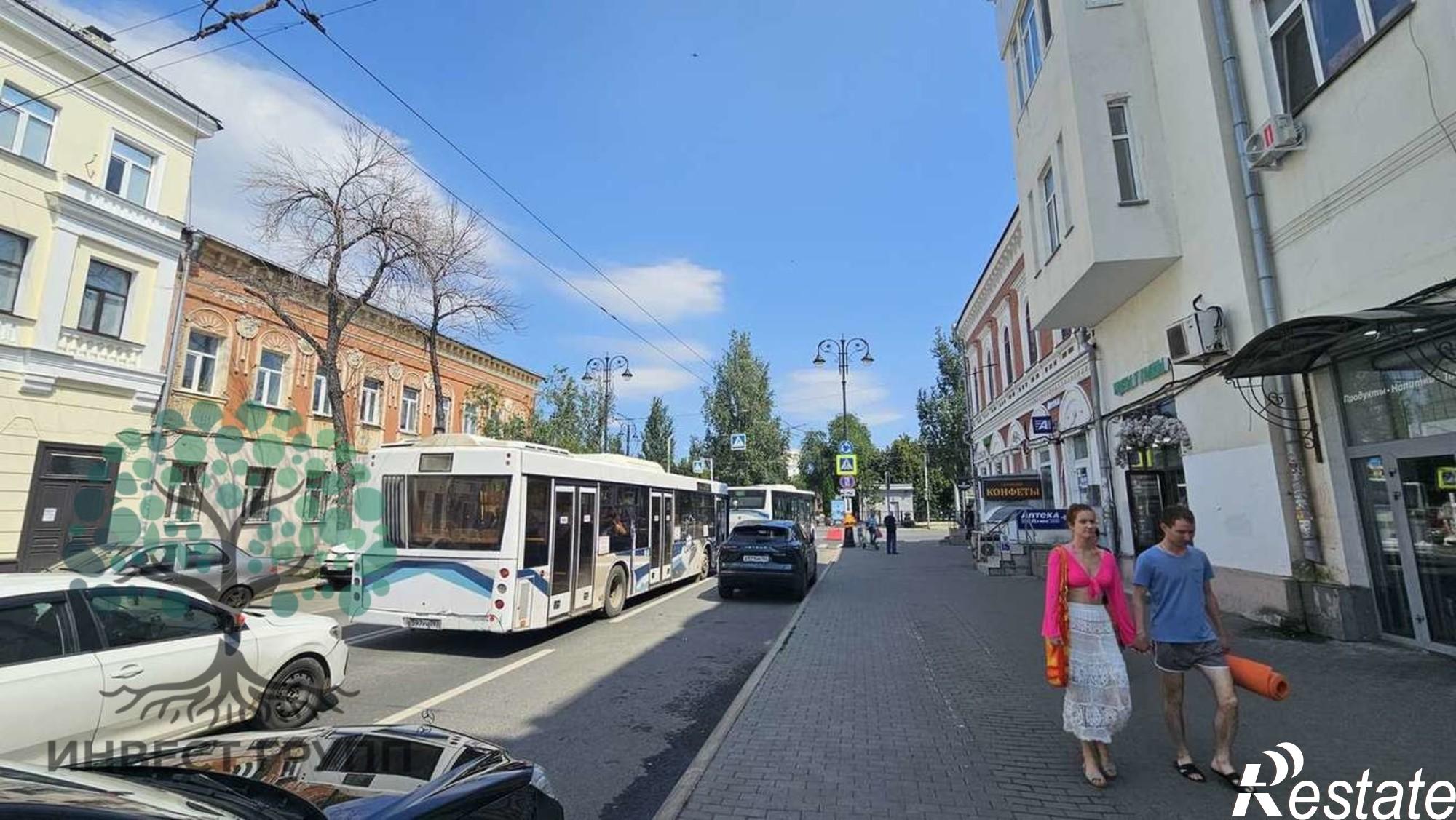 Купить торговое помещение за 130 000 000 рублей на Куйбышева пл, 69