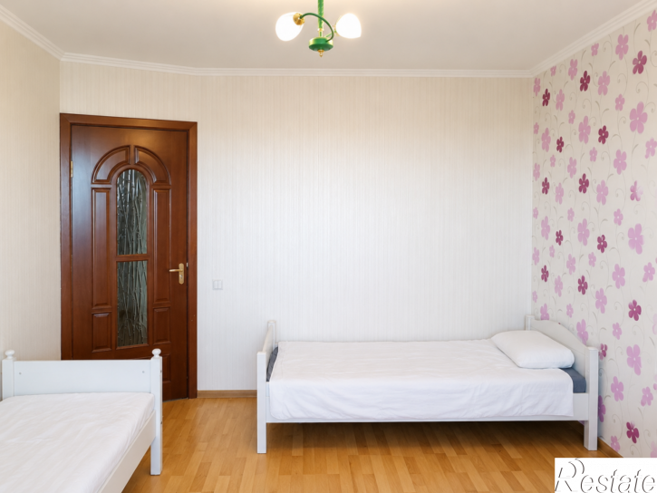 3-комн квартира Ташкентская улица, 248