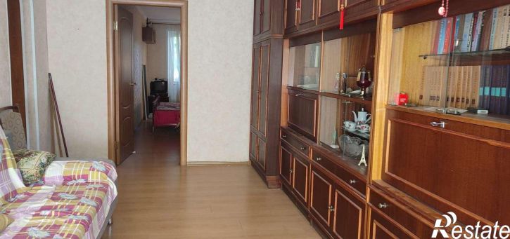 3-комн квартира Осипенко улица, 8