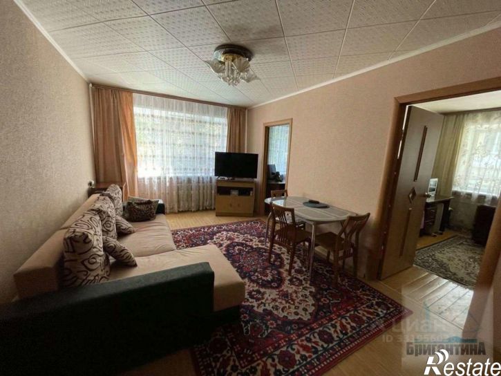 4-комн квартира проспект Кирова,дом 237а
