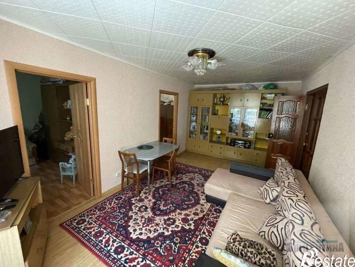 4-комн квартира проспект Кирова,дом 237а