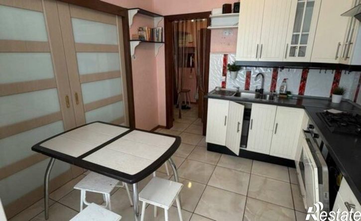 2-комн квартира ул Евгения Золотухина, 20,  д. 20