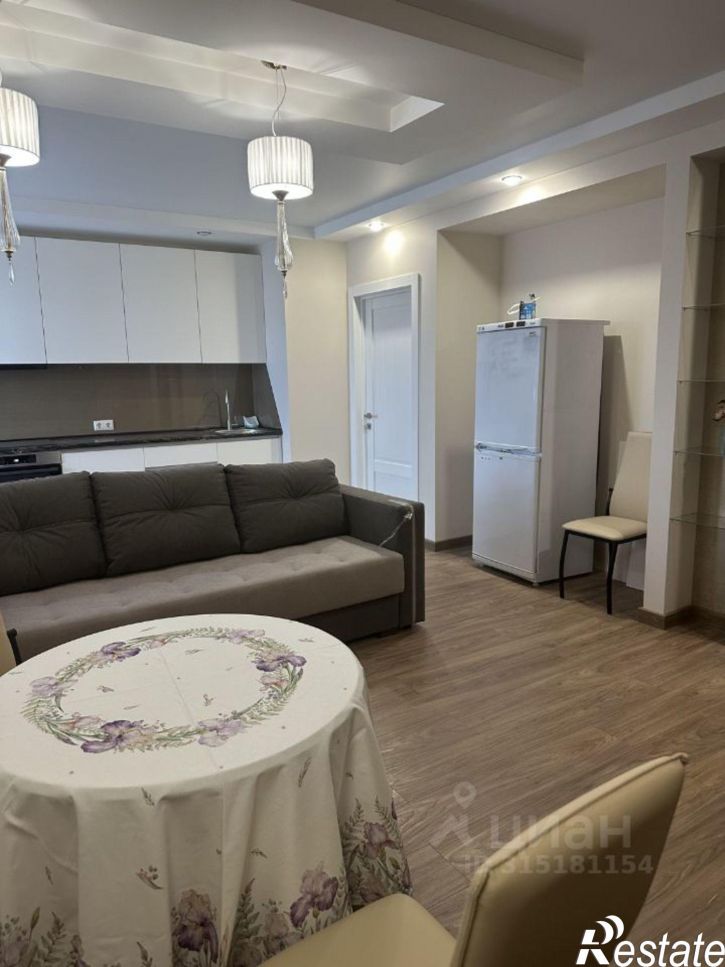 2-комн квартира ул Луначарского, 5,  д. 5