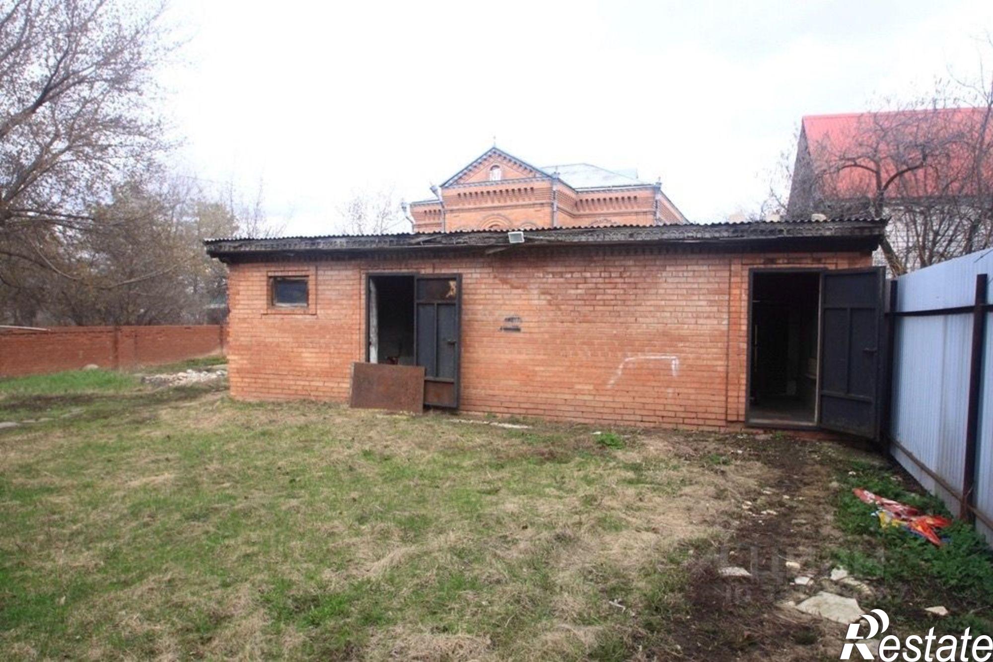 Купить дачу, дом, коттедж за 20 000 000 рублей на ул Азовская, 15