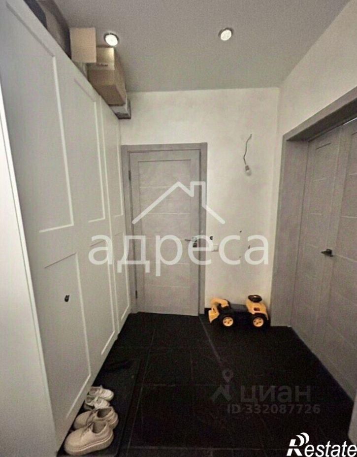 1-комн квартира ул Петра Алабина, 6,  д. 6