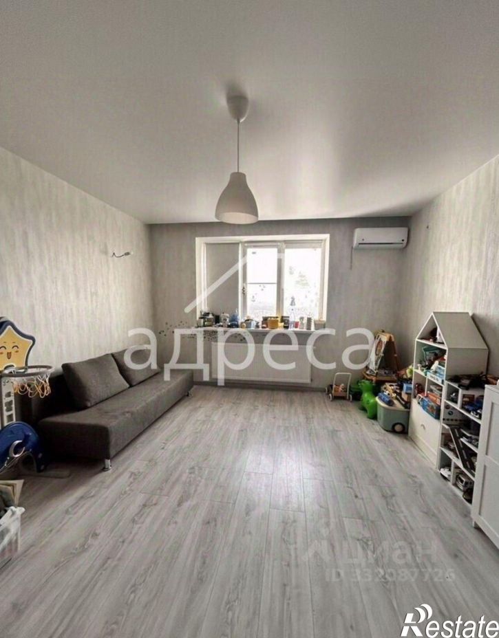 1-комн квартира ул Петра Алабина, 6,  д. 6