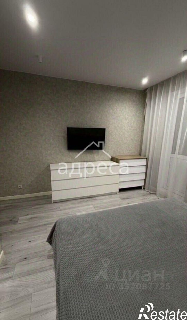 3-комн квартира ул Врубеля, 15,  д. 15