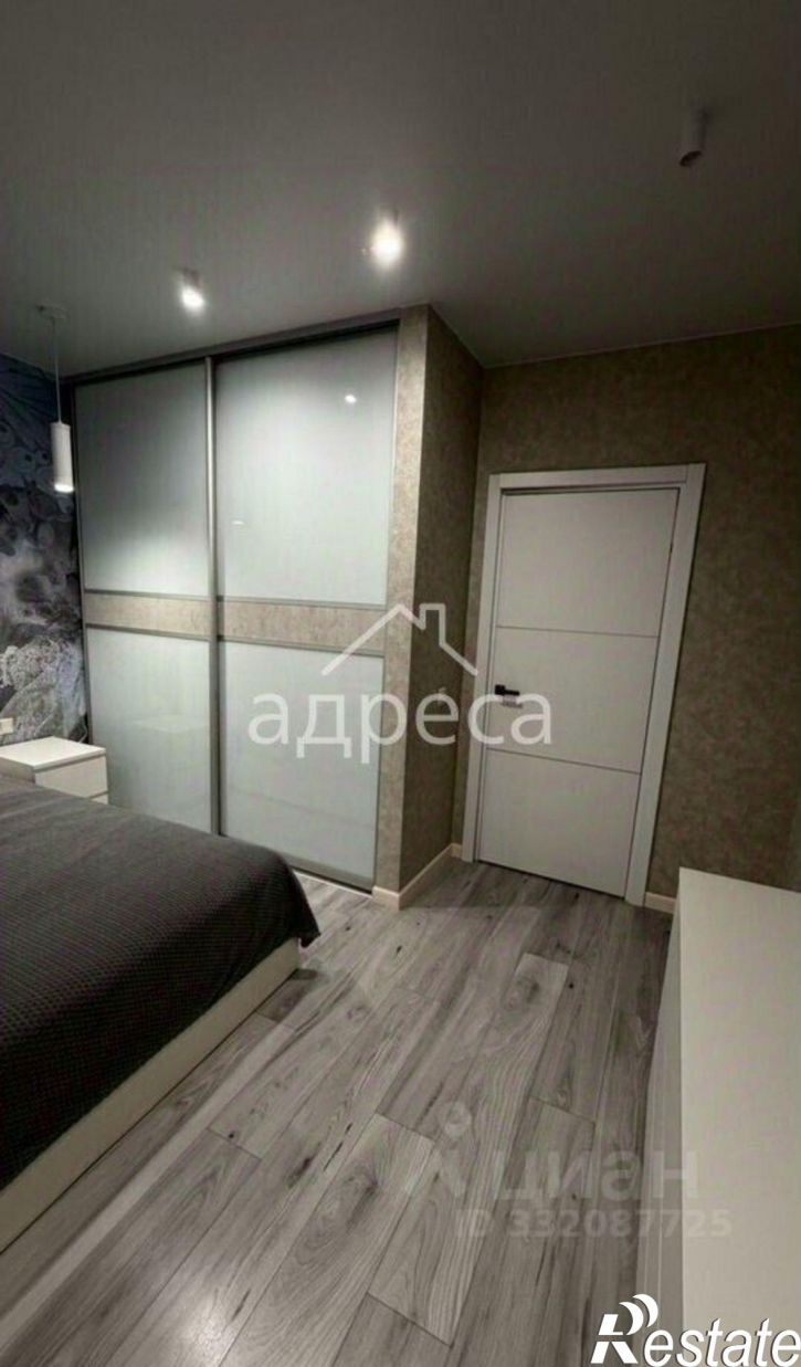 3-комн квартира ул Врубеля, 15,  д. 15