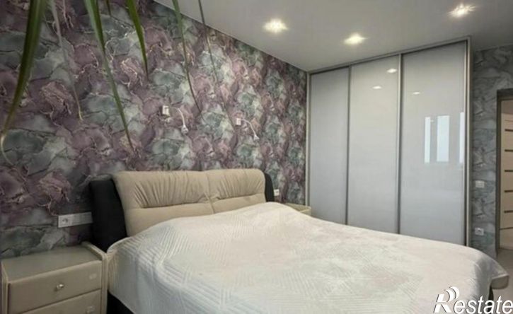 3-комн квартира ул Петра Алабина, 6,  д. 6