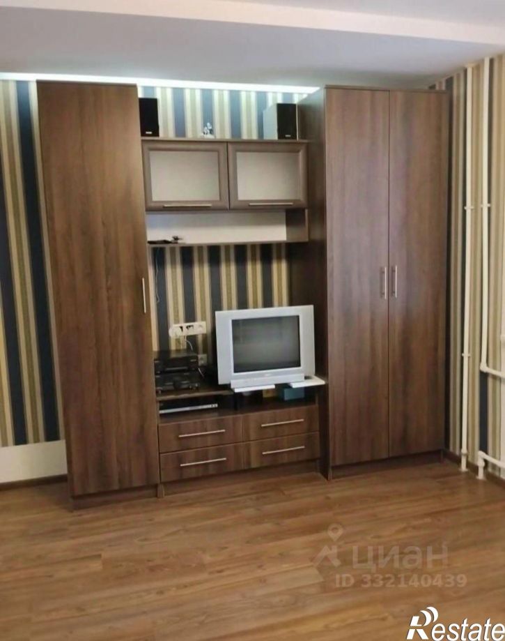 1-комн квартира ул Ялтинская, 4,  д. 4