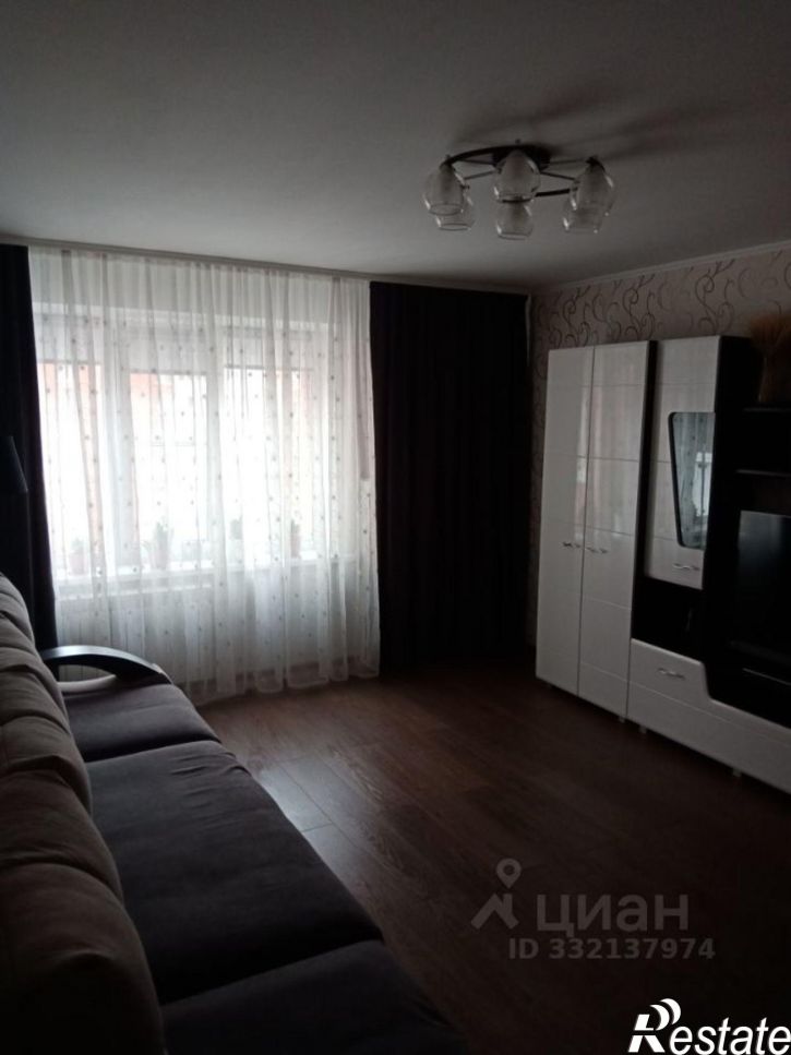 3-комн квартира 1-й кв-л, 38,  д. 38