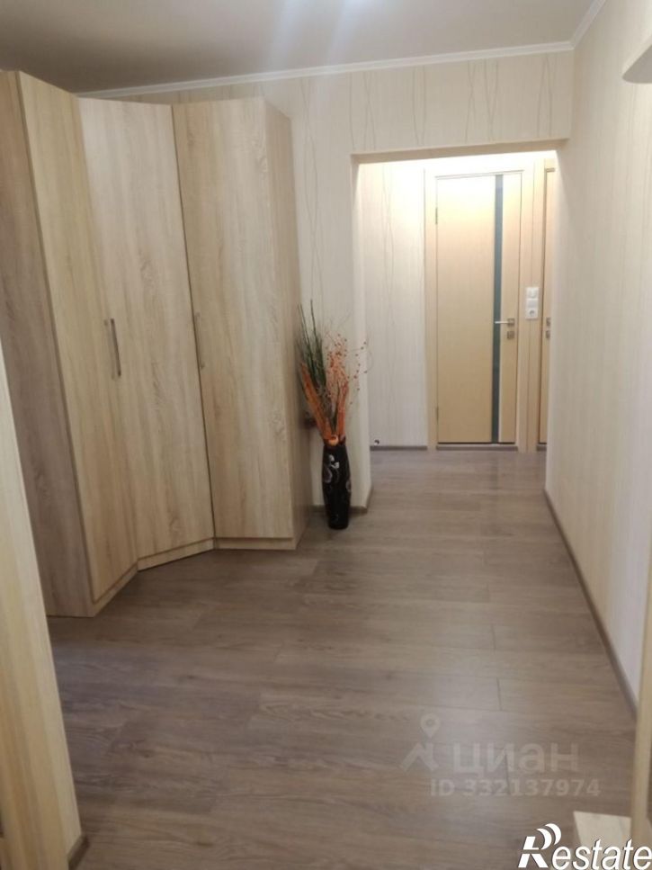 3-комн квартира 1-й кв-л, 38,  д. 38