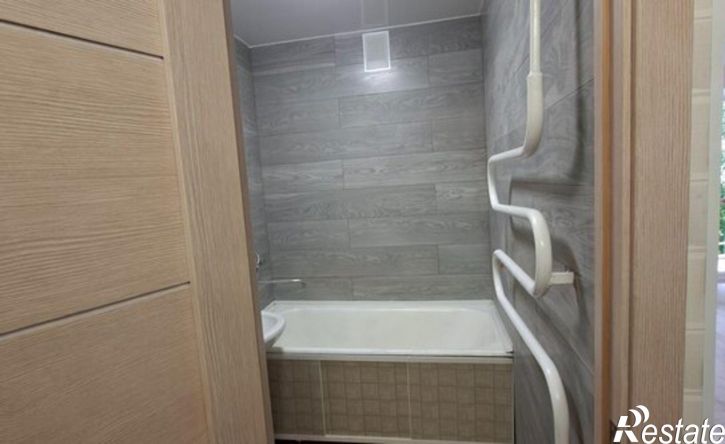 2-комн квартира ул Мориса Тореза, 16,  д. 16