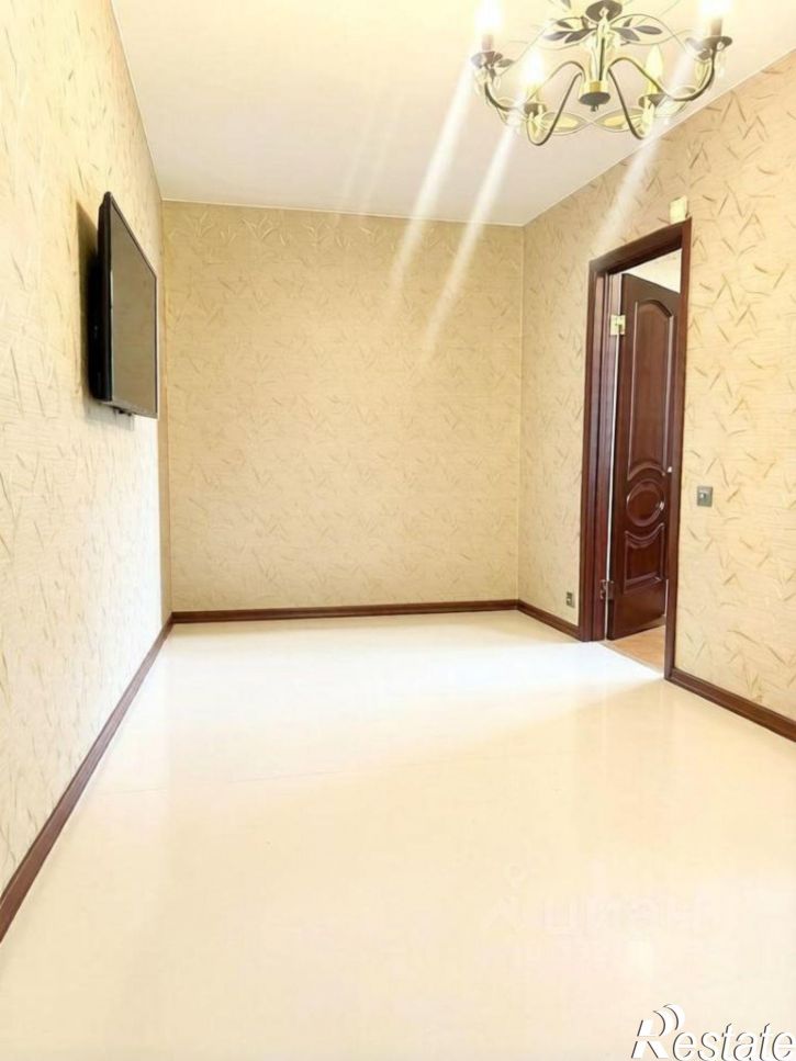 3-комн квартира ул Клиническая, 14,  д. 14