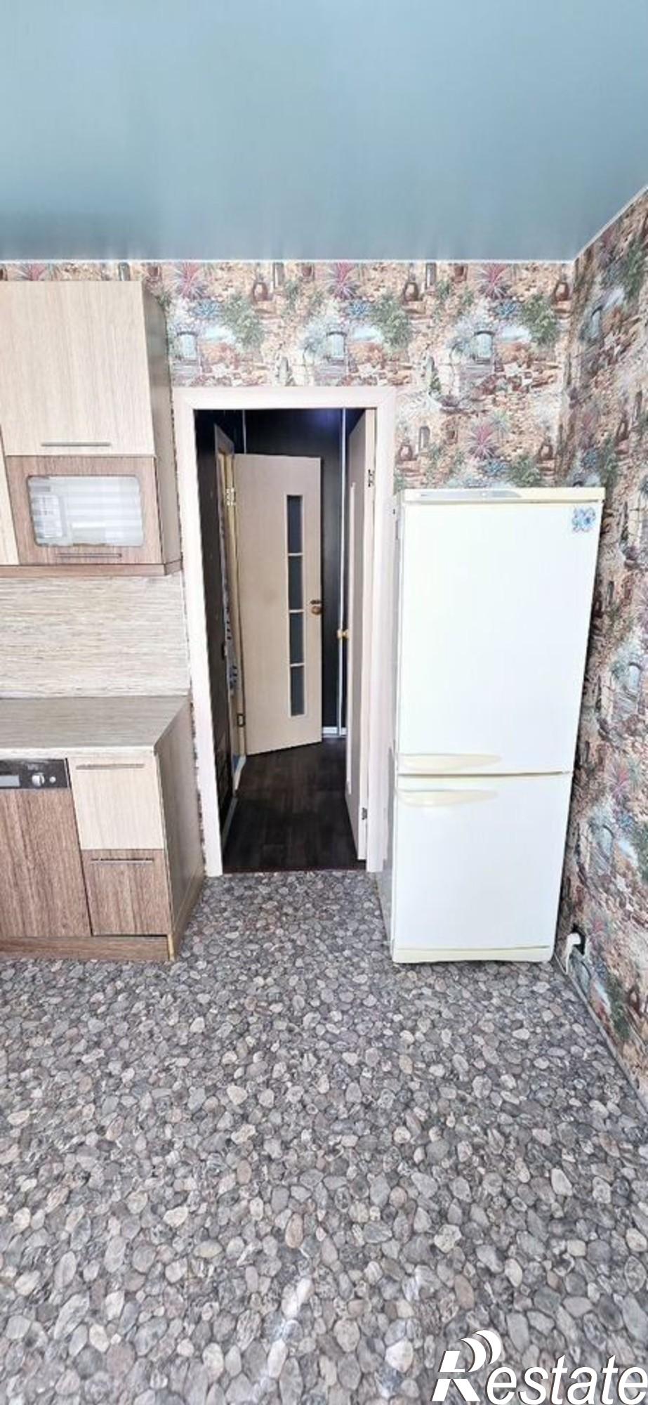 Сдать квартиру за 33 000 рублей на Кирова проспект, 166