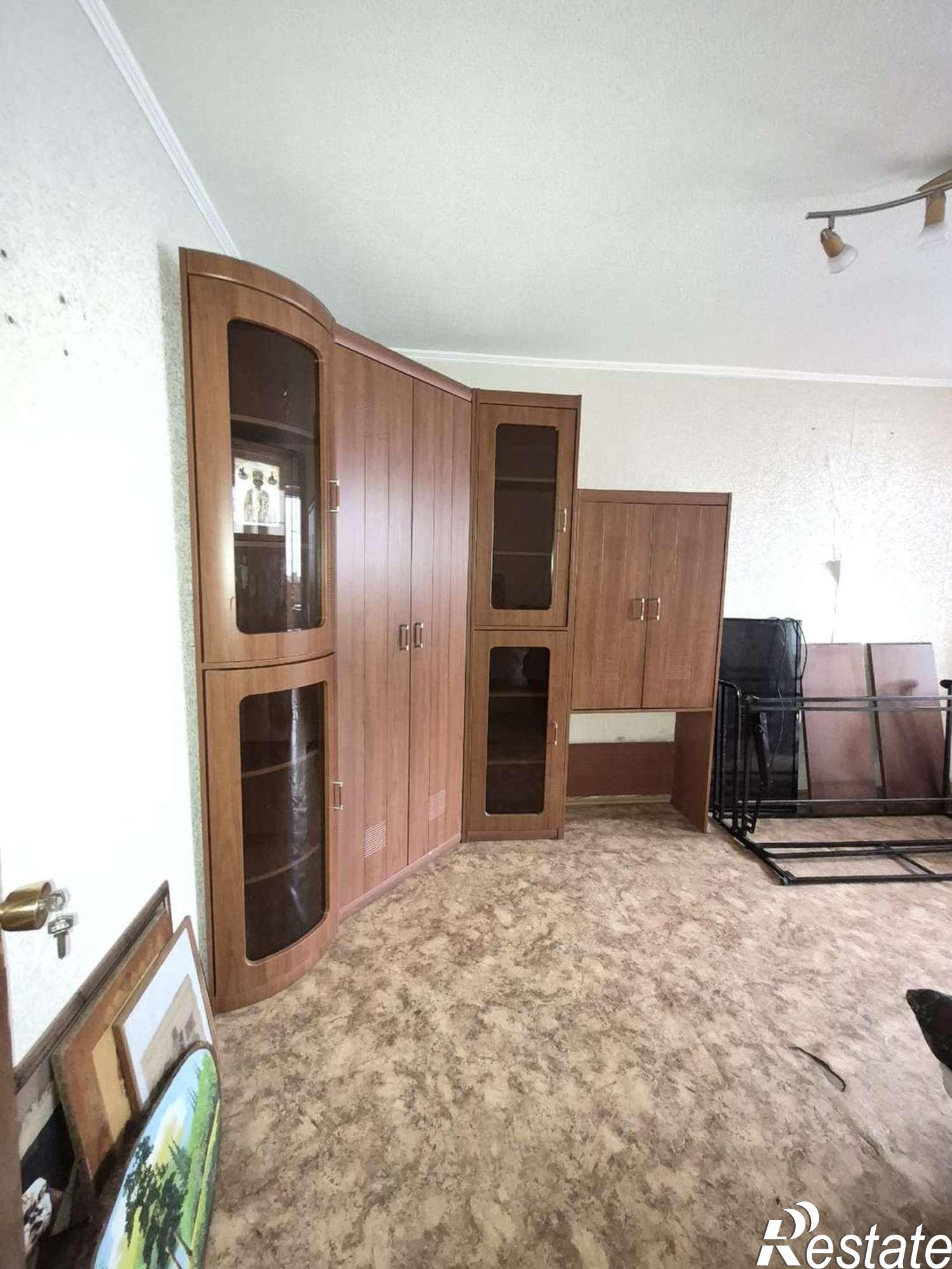 Купить квартиру за 12 000 000 рублей на Молодежная улица, 8