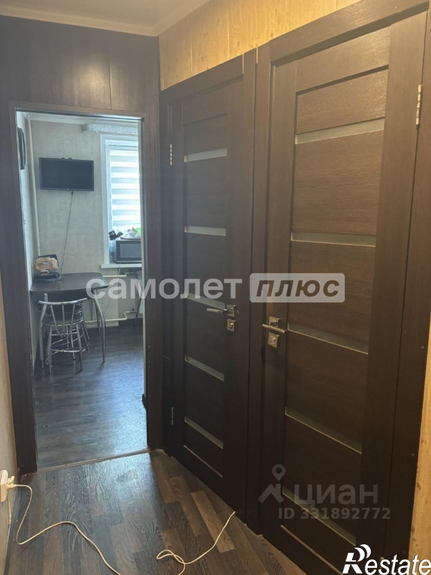 Сдать квартиру за 33 000 рублей на Лукачева улица, 42