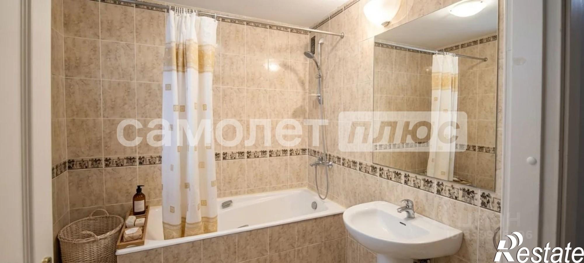 Сдать квартиру за 45 000 рублей на Антонова-Овсеенко улица, 81