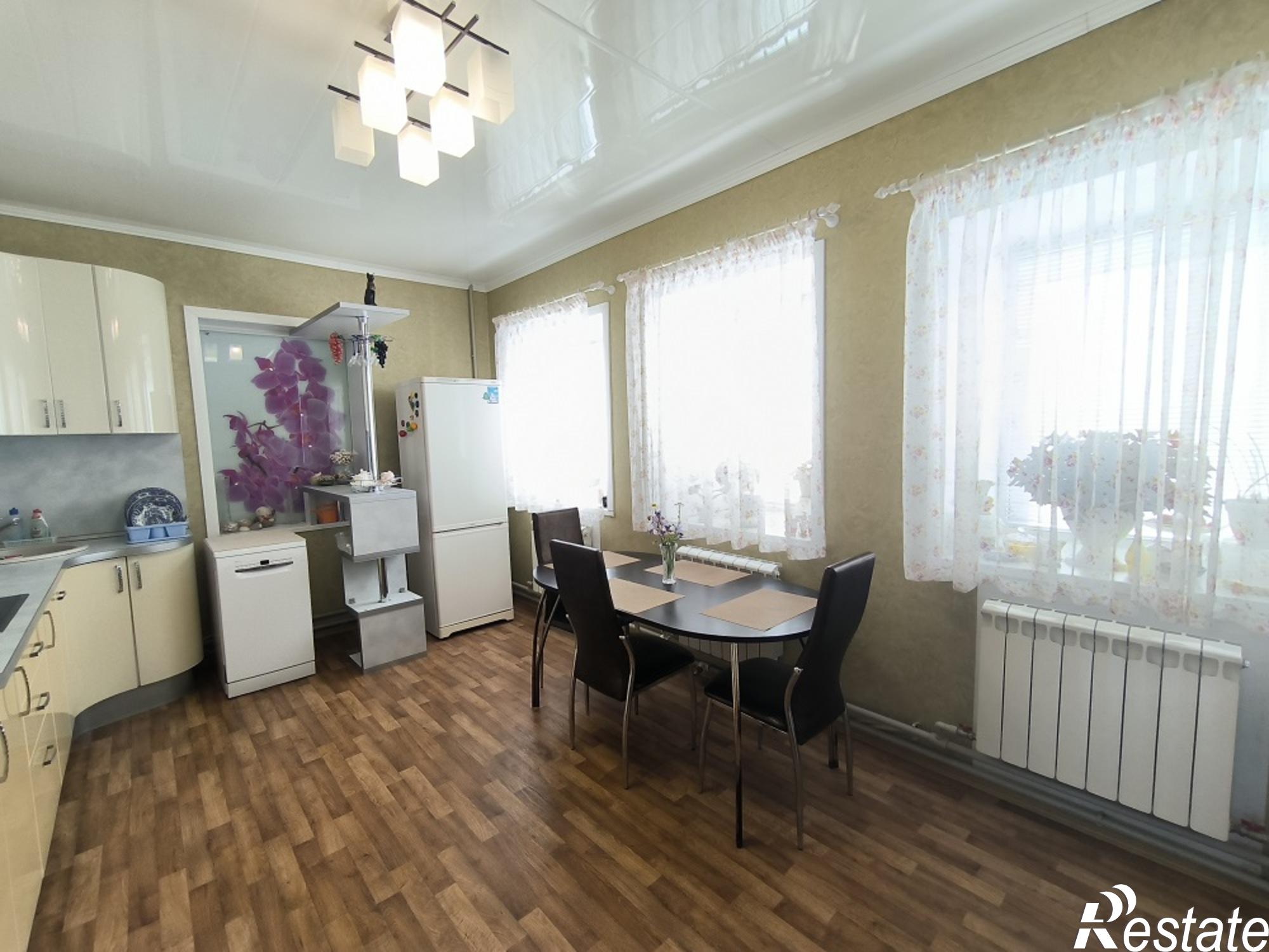 Купить дачу, дом, коттедж за 13 950 000 рублей на Рельефная улица, 11