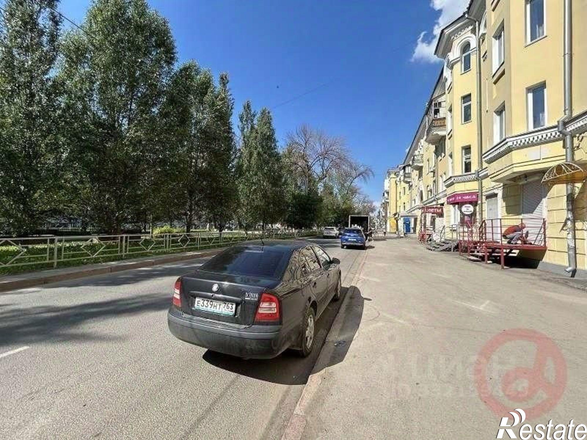 Сдать торговое помещение за 140 005 рублей на пр-кт Металлургов, 81