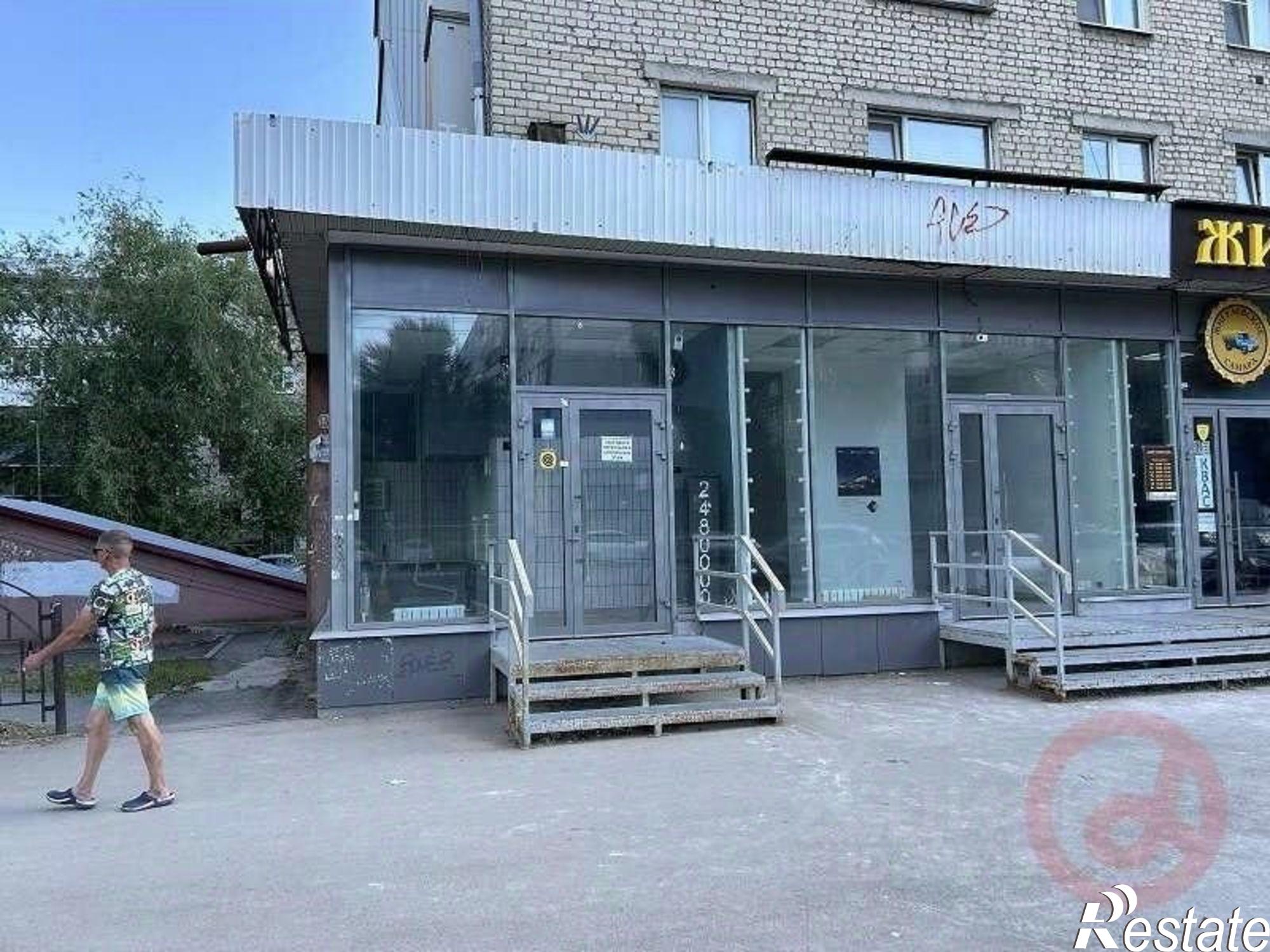 Сдать торговое помещение за 30 001 рублей на ул Победы, 131