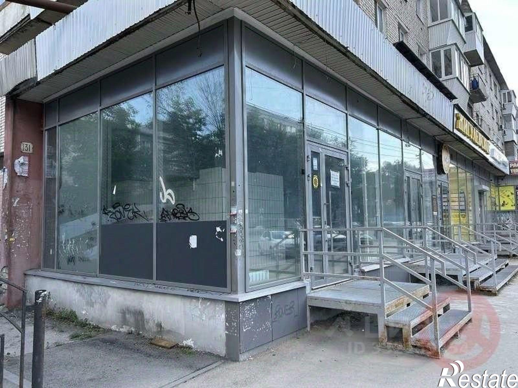 Сдать торговое помещение за 30 001 рублей на ул Победы, 131
