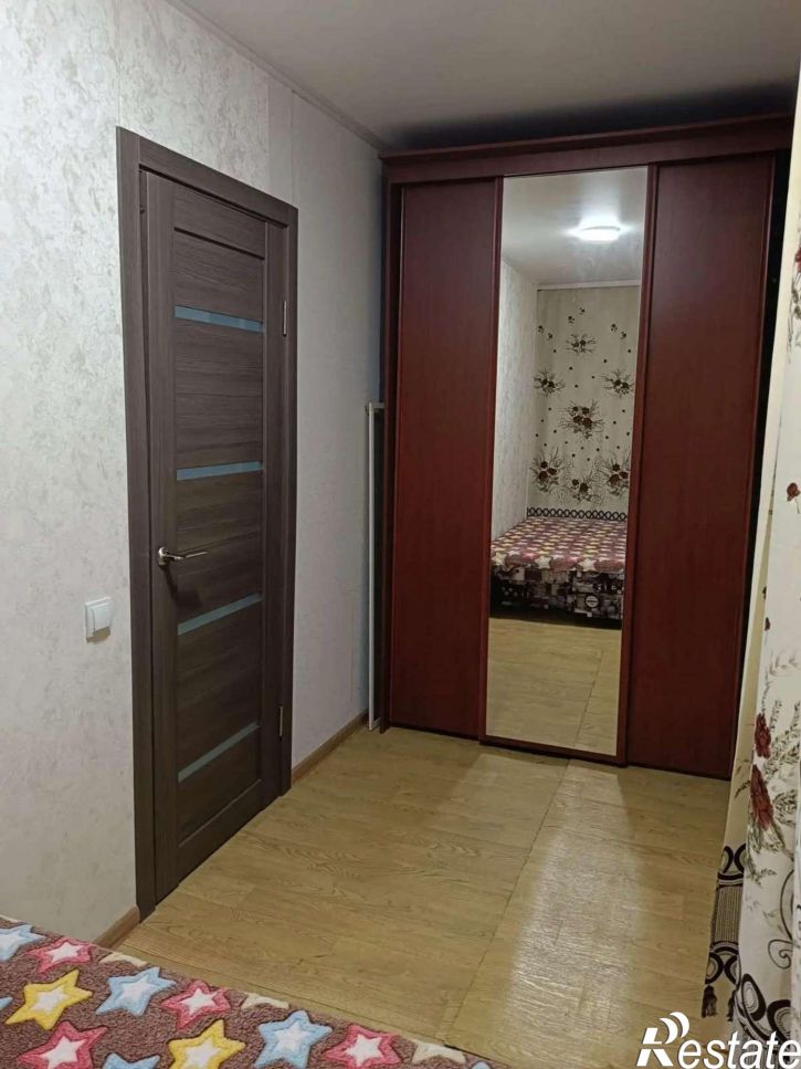 2-комн квартира Тихий переулок, 4