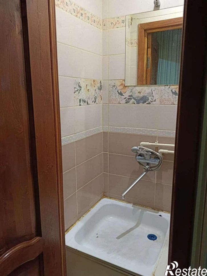 2-комн квартира Тихий переулок, 4