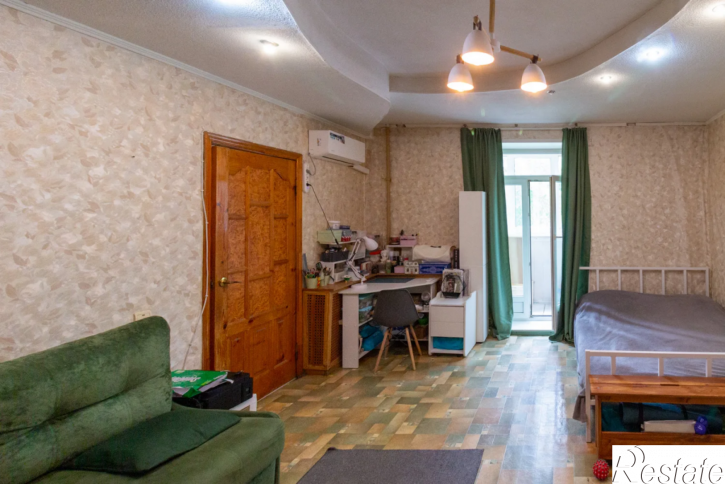 3-комн квартира Победы улица, 104А