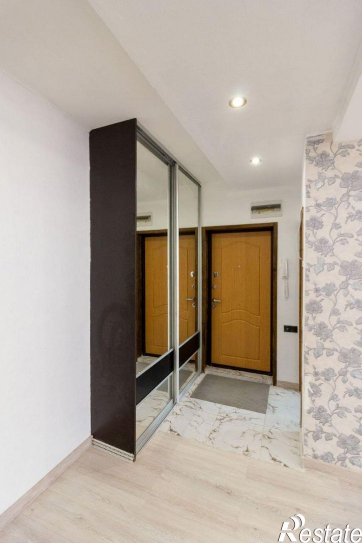 2-комн квартира Стара-Загора улица, 46