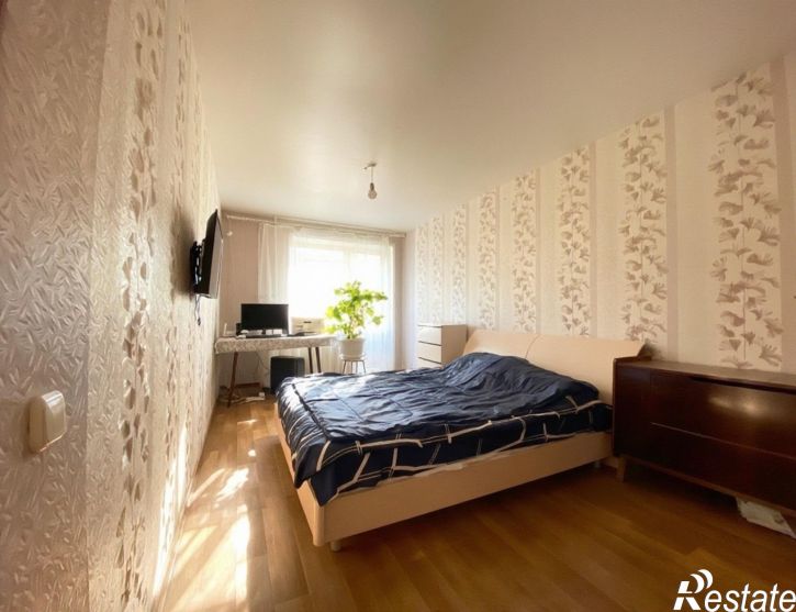 4-комн квартира Свободы улица, 9