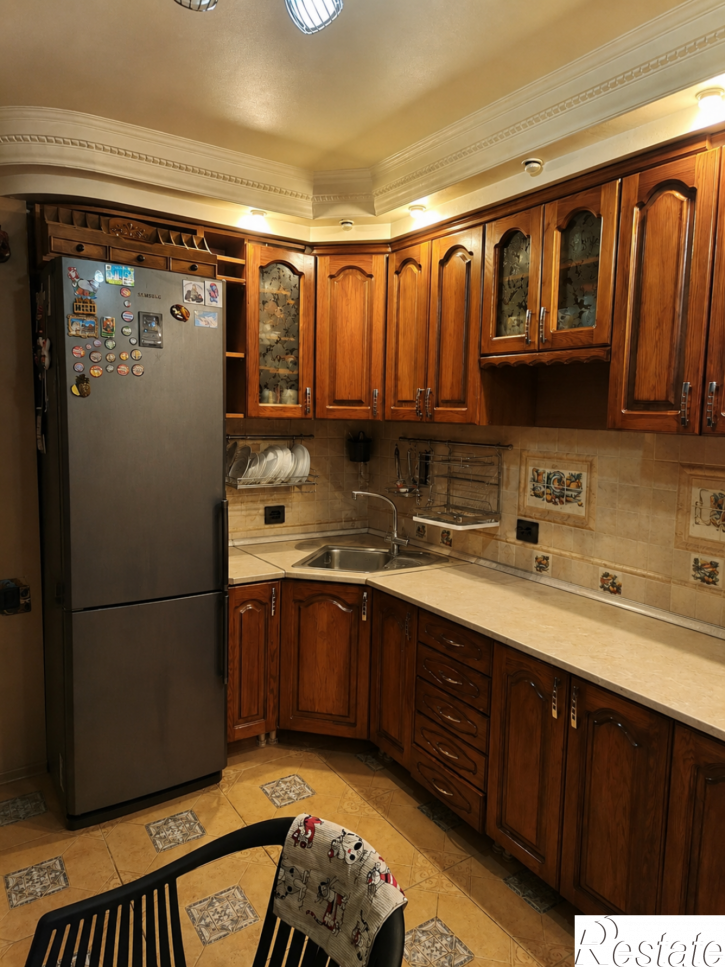 3-комн квартира Коломинская улица, 25