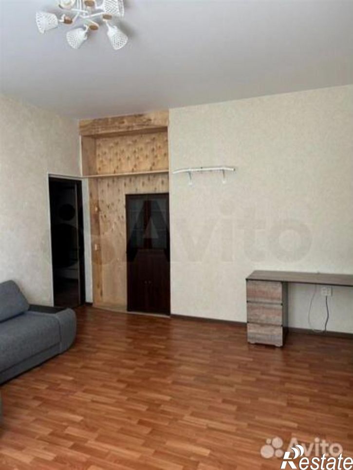 3-комн квартира Николая Панова улица, 4