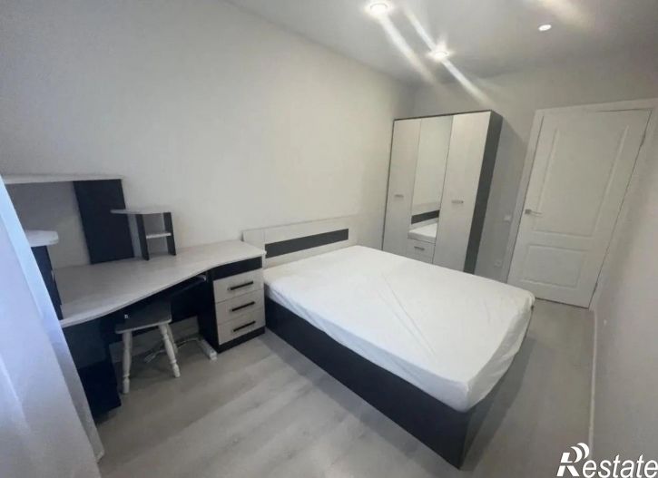 2-комн квартира Авроры улица, 92