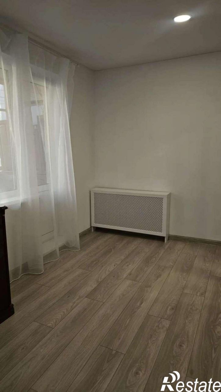 3-комн квартира Зои Космодемьянской улица, 4