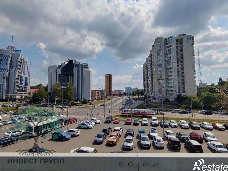 Торговое помещение Ново-Садовая улица, 303а