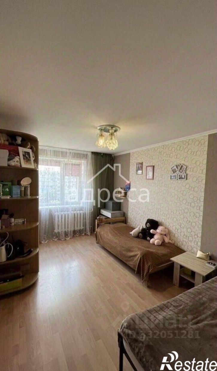 3-комн квартира ул Демократическая, 35,  д. 35