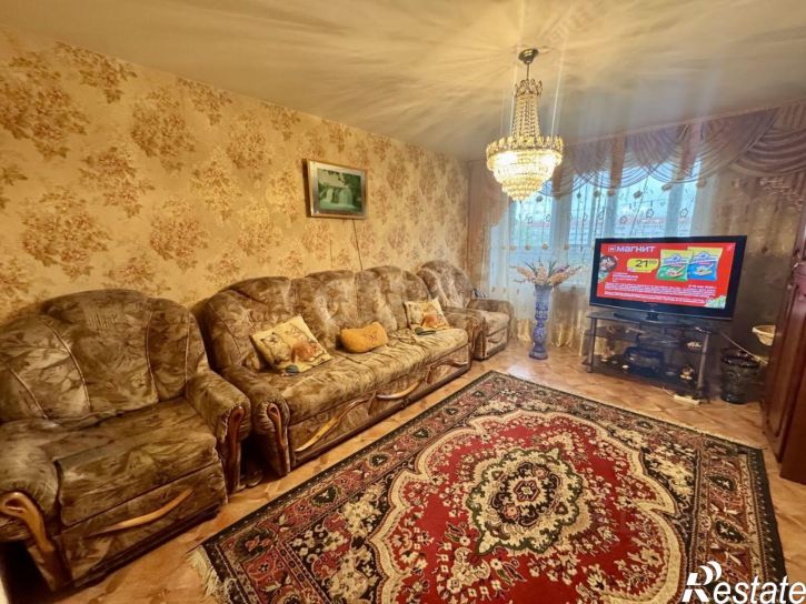 4-комн квартира пр-кт Кирова, 201,  д. 201