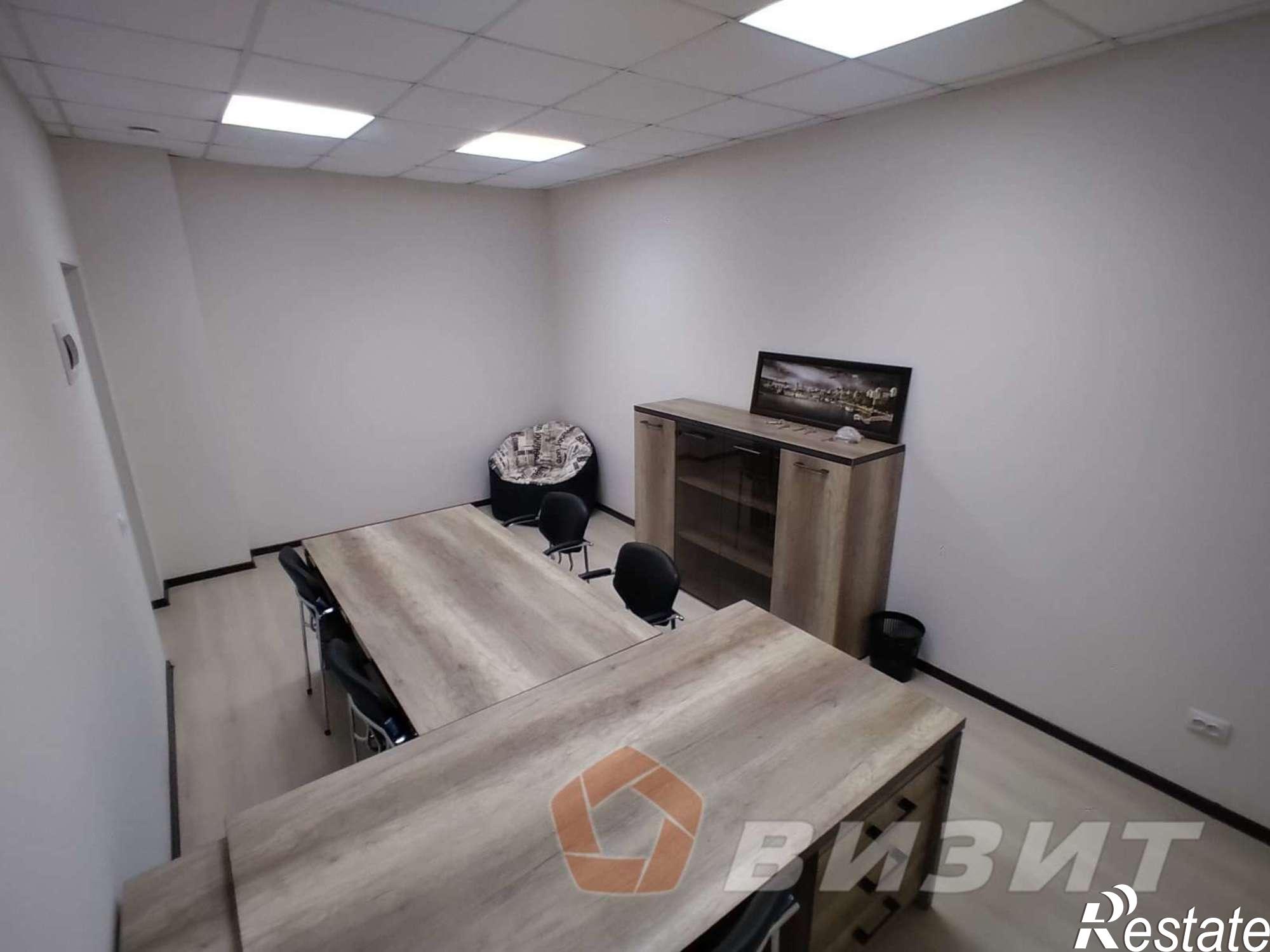 Сдать офис, помещение под офис за 72 000 рублей на Калинина улица, 34