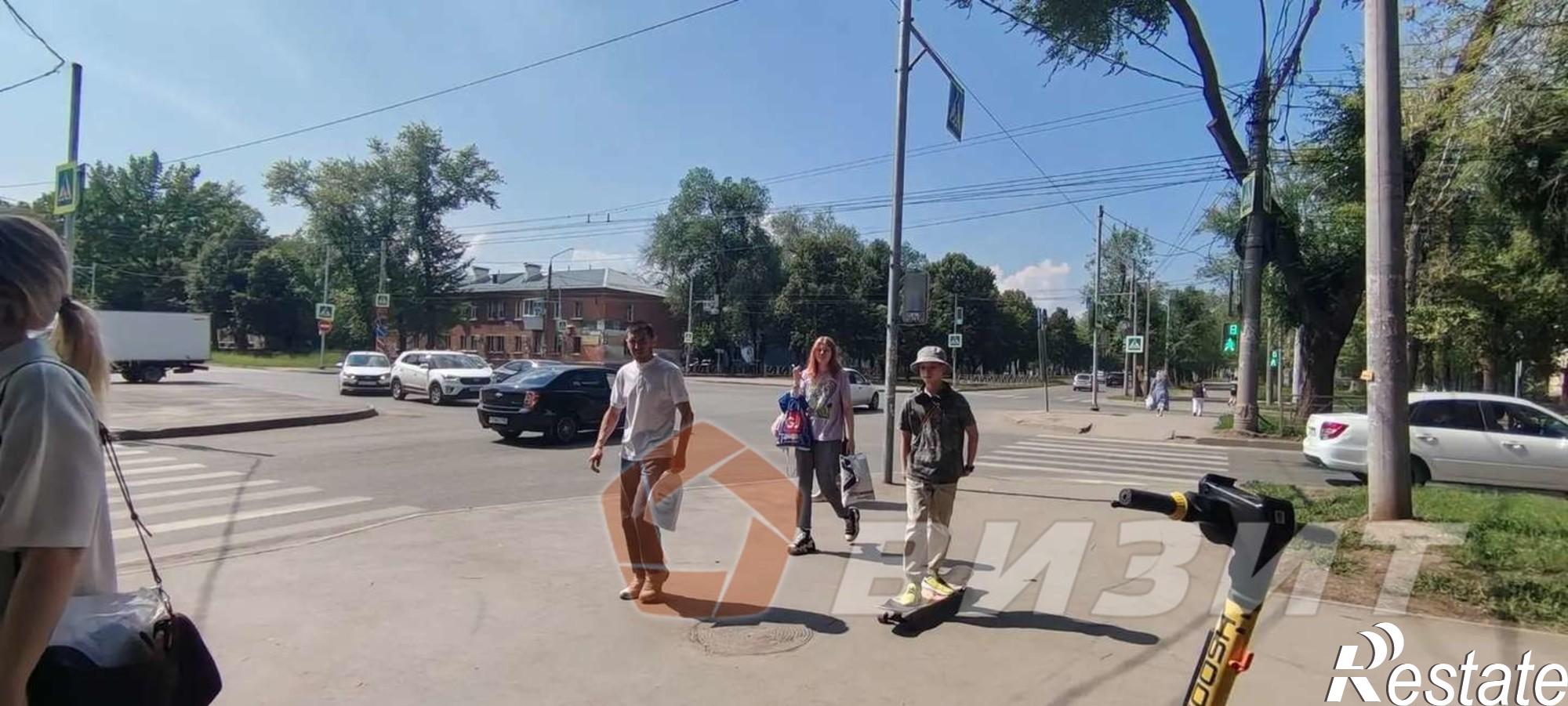 Сдать торговое помещение за 70 000 рублей на Вольская улица, 79