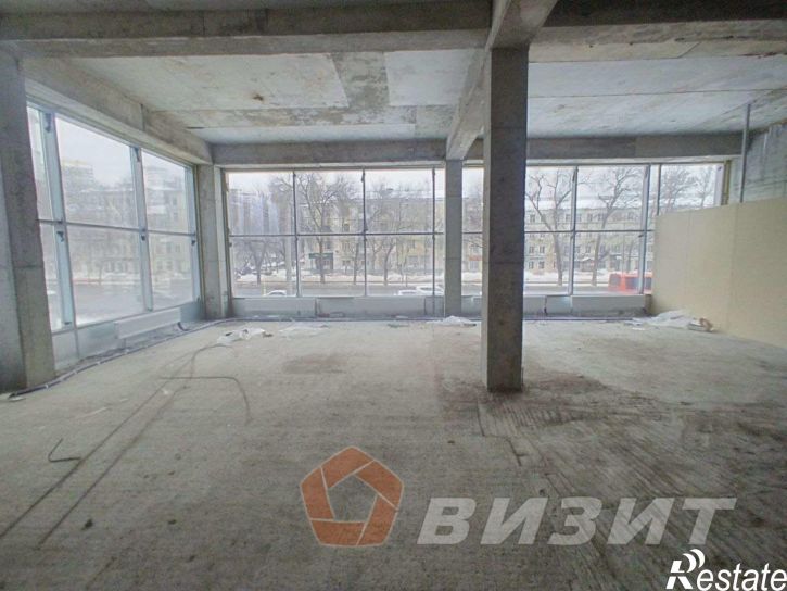 Торговое помещение Ново-Садовая улица, 126