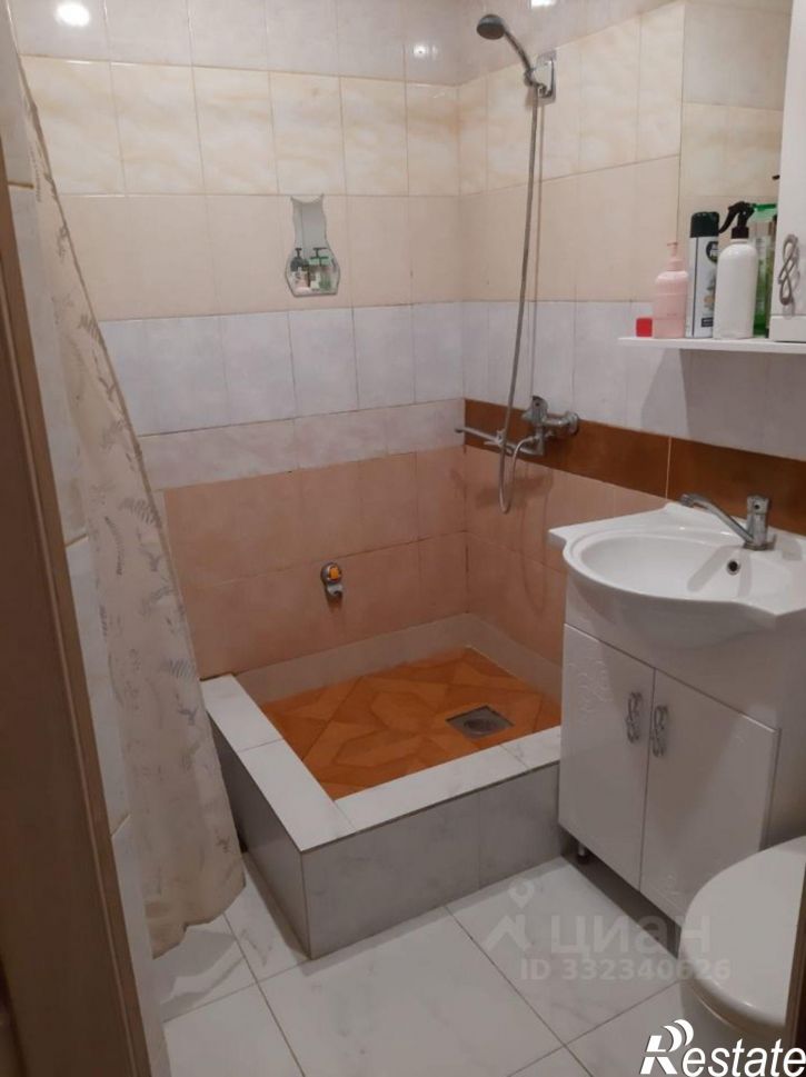 3-комн квартира ул Флотская, 15,  д. 15