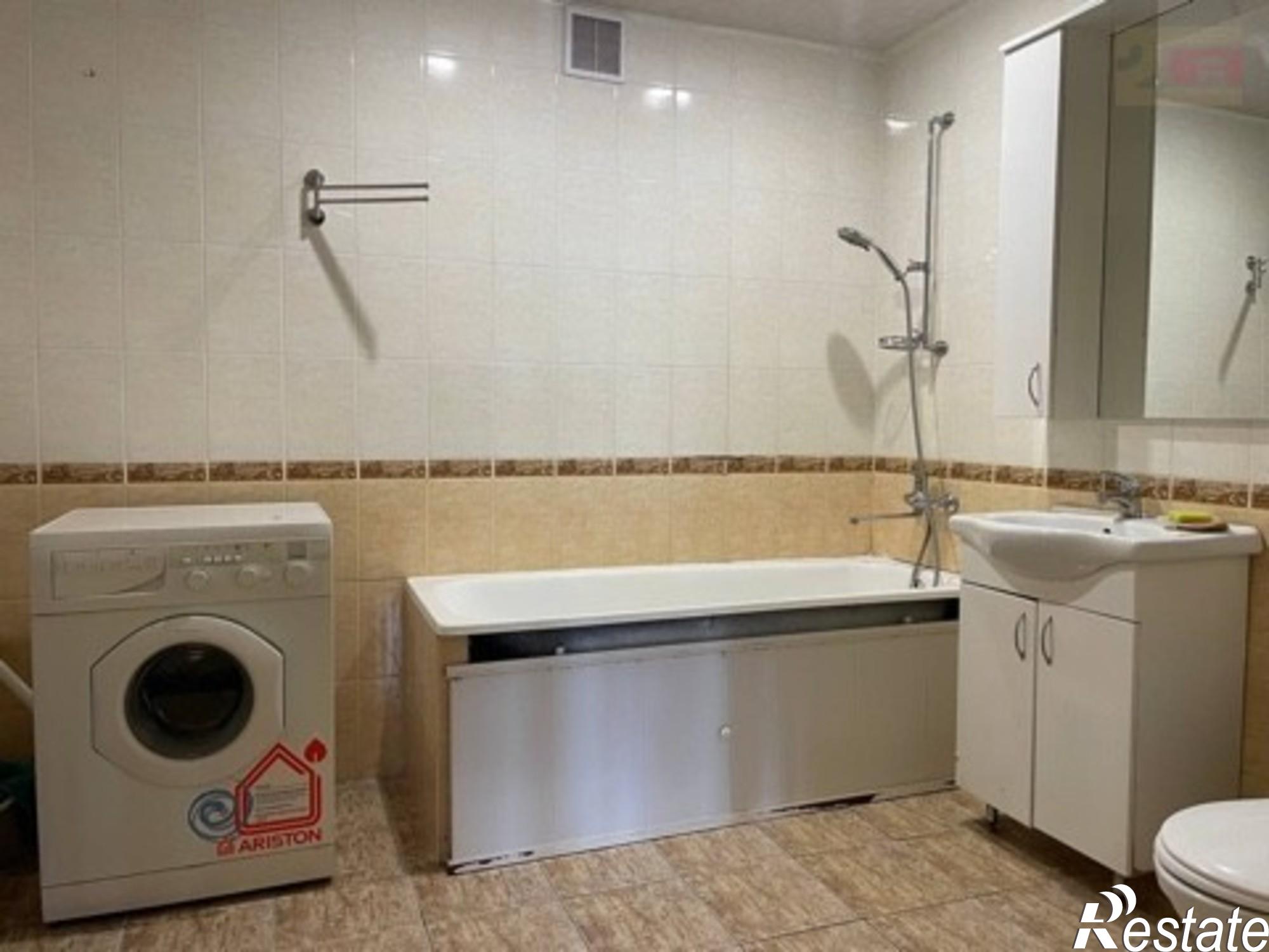 Сдать квартиру за 25 000 рублей на Кромская улица, 4