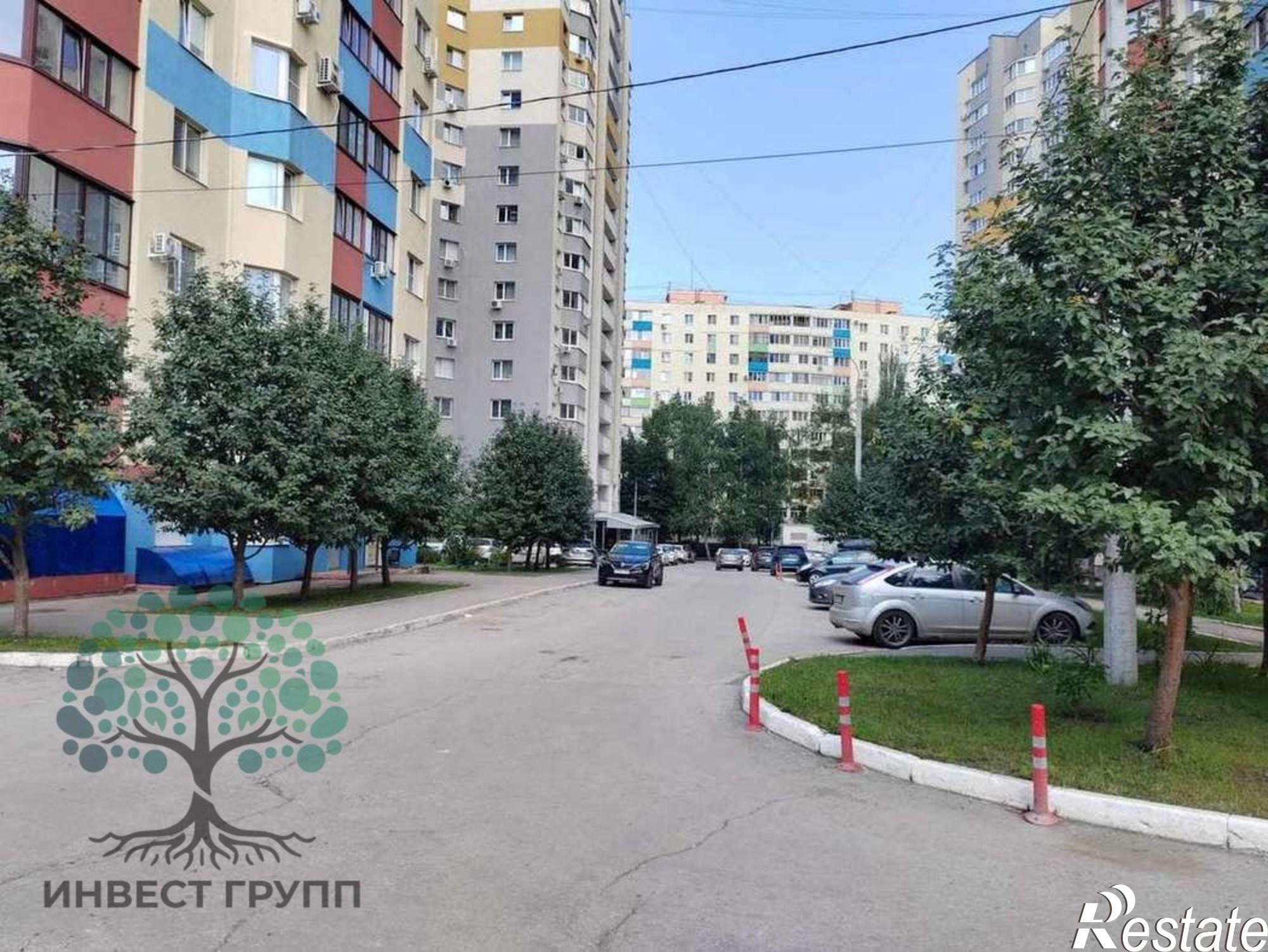 Купить торговое помещение за 15 500 000 рублей на Молодежная улица, 18
