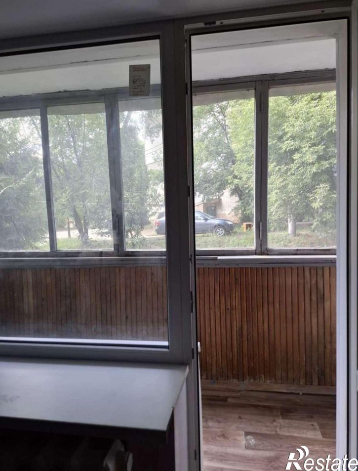 4-комн квартира Батайская улица, 9
