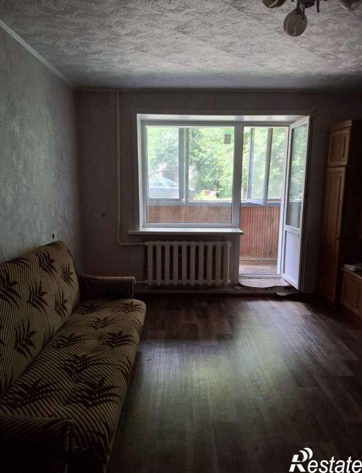 4-комн квартира Батайская улица, 9