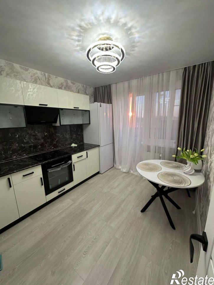 2-комн квартира Василия Татищева улица, 3