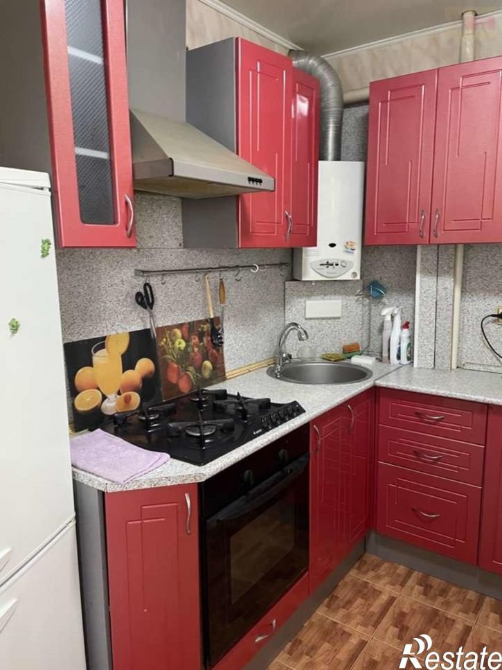 3-комн квартира Партизанская улица, 242