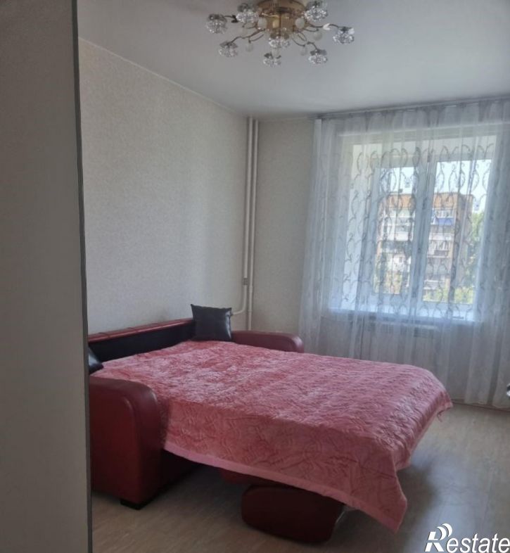 2-комн квартира Гагарина улица, 21
